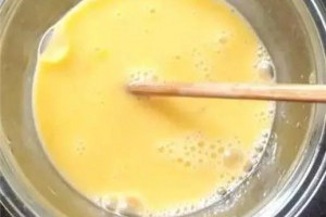 原來「蒸蛋」時我們少放了這樣東西！難怪餐廳賣的蒸蛋又香又滑...