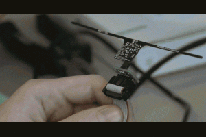 生活技.net: 空氣充電技術：無需電源硬幣大小的微型電腦
