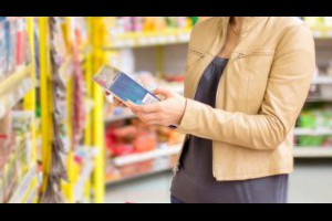 看到包裝上有「L-麩酸鈉、苯甲酸」就嚇傻了？一張圖讓你搞清楚吃下肚的是什麼 - 食力FoodNEXT - 新知 - 良醫健康網 - 商業周刊（百大良醫）