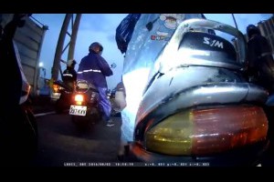 2016 8月(第1周) AUGUST 台灣車禍實錄 天雨路滑 行車請小心 車禍 交通事故動畫 TAIWAN Cars Accidents Dashcam