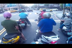 2016 9月(第1+2周) SEPTEMBER 台灣車禍實錄 天雨路滑 行車請小心 車禍 交通事故動畫 TAIWAN Cars Accidents Dashcam