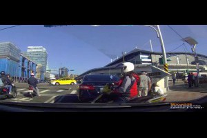 2016 12月(第5周) DECEMBER 台灣車禍實錄 天雨路滑 行車請小心 車禍 交通事故動畫 TAIWAN Cars Accidents Dashcam