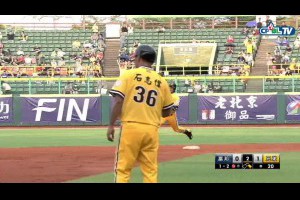 05/06 富邦 vs 兄弟 賽後，曾陶鎔跨場連續四支全壘打，創下連續打席全壘打記錄