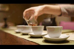 【孫紅的茶餘飯後】茶 讓衰老的腳步慢一些 再慢一些！茶從來不說話... - 孫紅茶行 Sun Home Tea
