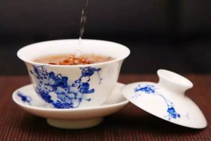 【孫紅的茶餘飯後】茶沫是農殘還是髒東西？對人體有害嗎？ #開始上課了... - 孫紅茶行 Sun Home Tea | Facebook
