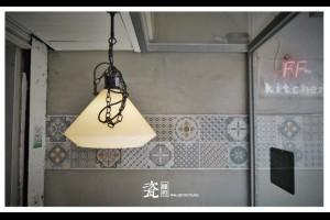 《台中龍井》東海商圈工業風小麵館之平價拉麵店小記●瓷麵苑 @ ★★★★布萊美旅團★★★★ (咖啡、美食、建築、設計、旅行) :: 痞客邦 PIXNET ::