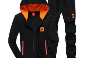nike套裝 小方格LOGO印花情侶連帽運動外套小腳運動褲 兩色選_nike套裝_Nike_運動服_adidas originals,adidas nmd,adidas ultra boost,adidas superstar|adidas官方目錄|adidas官方網台灣|adidas taiwan