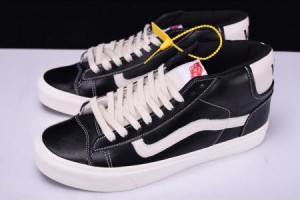 vans vault og mid skool LX 高端支線皮革中筒情侶滑板鞋 黑白_Vans_運動鞋_adidas originals,adidas nmd,adidas ultra boost,adidas superstar|adidas官方目錄|adidas官方網台灣|adidas taiwan