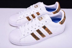 adidas superstar vulc adv 三葉草系列情侶內增高板鞋 白棕蛇紋_adidas superstar_Adidas_運動鞋_adidas originals,adidas nmd,adidas ultra boost,adidas superstar|adidas官方目錄|adidas官方網台灣|adidas taiwan