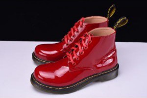 dr. martens emmeline 5孔系帶漆皮女款馬丁靴 大紅_dr. martens_運動鞋_adidas originals,adidas nmd,adidas ultra boost,adidas superstar|adidas官方目錄|adidas官方網台灣|adidas taiwan