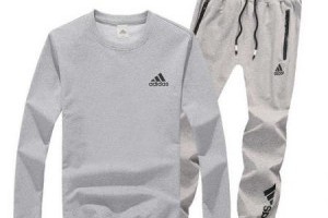 adidas套裝 經典簡約小LOGO印花男款運動長袖t恤寬口運動長褲 四色選_adidas套裝_Adidas_運動服_adidas originals,adidas nmd,adidas ultra boost,adidas superstar|adidas官方目錄|adidas官方網台灣|adidas taiwan