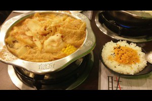  台中【逢甲夜市】联亭泡菜鍋&奶香起司鍋 當地朋友推薦 性價比高 量多吃到撐 ： 張傑克 