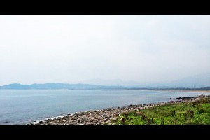  【北海岸一遊Part.1】淡金公路 石碑上的一首詩【雨】 ： 張傑克 