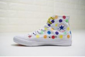 miley cyrus x converse pride chuck taylor all star high top 彩色波點印花彩虹底情侶高筒帆布鞋 白彩_Converse匡威_運動鞋子_adidas originals|adidas官方目錄,愛迪達鞋子,adidas衣服-adidas官方網台灣