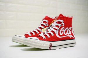kith x coca cola x converse chuck taylor 1970s 英文刺繡水晶底情侶高筒帆布鞋 紅白_Converse匡威_運動鞋子_adidas originals|adidas官方目錄,愛迪達鞋子,adidas衣服-adidas官方網台灣