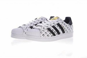 adidas superstar 三葉草小LOGO印花情侶貝殼頭板鞋 白黑_adidas superstar_Adidas鞋子_運動鞋子_adidas originals|adidas官方目錄,愛迪達鞋子,adidas衣服-adidas官方網台灣