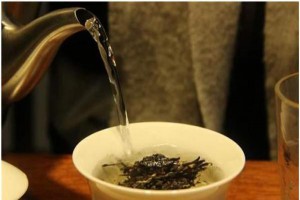 【泡茶需要有合適的水溫，那飲茶的溫度該如何把握？ 】... - 孫紅茶行 Sun Home Tea | Facebook