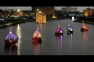 展演足鬧熱: 鹽水‧月津港燈節