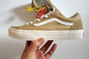 vans style 36 復古百搭帆布拼接麂皮情侶短頭滑板鞋 淺奶茶色_Vans鞋_運動鞋子_adidas originals|adidas官方目錄,愛迪達鞋子,adidas衣服-adidas官方網台灣
