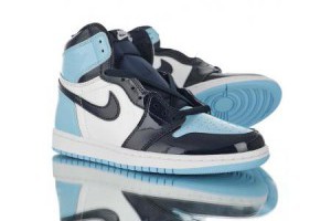 nike air jordan 1 retro high og unc patent aj1 喬丹1代新款漆皮拼接男款高筒球鞋 北卡藍_air jordan 1_Jordan籃球鞋系列_運動鞋子_adidas originals|adidas官方目錄,愛迪達鞋子,愛迪達外套-adidas官方網台灣