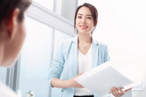 矯正牙齒年齡有限制嗎？矯正VS.年齡疑惑全解答 | WECARE・康世維口腔美學