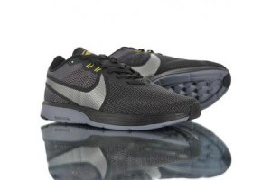 nike zoom strike 2 透氣休閒情侶款運動慢跑鞋 黑灰銀_nike running_Nike鞋子_運動鞋子_adidas originals|adidas官方目錄,愛迪達鞋子,愛迪達外套-adidas官方網台灣