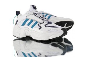 adidas originals magmur runner 時尚復古透氣情侶款運動老爹鞋 白深藍水藍_adidas慢跑鞋_Adidas鞋子_運動鞋子_adidas originals|adidas官方目錄,愛迪達鞋子,愛迪達外套-adidas官方網台灣