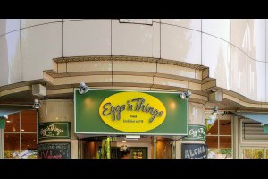 Jeff & Jill 的足跡: Eggs'n Things 横浜山下公園 - 夏威夷料理、鬆餅