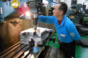 ISO9001推薦模具廠塑膠射出模具鋼模塑膠射出成品代工廠