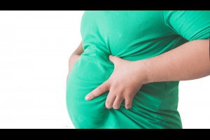 肚子變大，讓你「腹水」難收了嗎？恐是大病前兆，從原因到治療，醫師一次解析-照護線上-良醫健康網