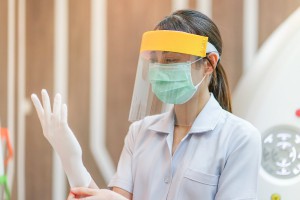 員工確診染疫算職災嗎？公司可以派員工到疫情熱區工作嗎？｜職場熊報 Bear Times