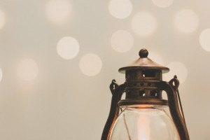點亮歷史的光芒：燈的發展歷史—兆邑興業有限公司