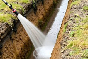 高壓水刀清溝—高效、安全的排水溝清潔方案