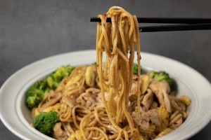 世界糖尿病日「年輕族群」糖化加劇！營養師教3招控糖免戒麵食 - 食譜自由配 - 自由電子報