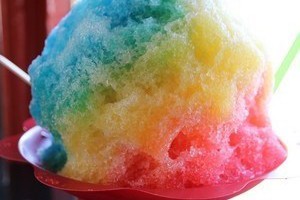 夏威夷歷史小鎮必點　用「彩虹」做成的碎冰