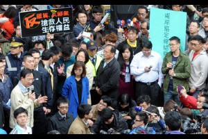 來人啊！請公子吃服貿「大濕包」！ - 王大師專欄 - udn專欄 - udn時事話題