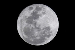 月球今年貴庚？44億7000萬歲