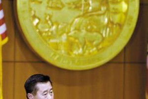 華裔政治明星 被FBI臥底拉下馬 - 中時電子報