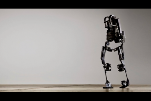 生活技.net: SRI 的「可穿戴機器人」：能讓人跑得更快、負重更多的可穿戴技術