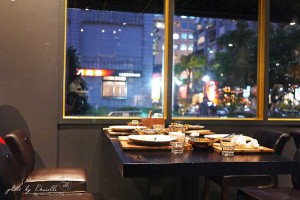 [食]松山區-咖哩界新星，鬍子餐酒姐妹店♥咖哩娘CarideMadam