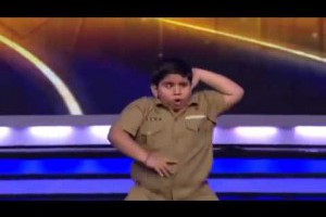 最新!【印度達人秀】8歲小胖弟舞蹈震驚全場