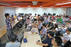 磐儀科技攜產學 推逢甲智慧商圈 < 新聞最前線｜新聞專區｜1111進修網