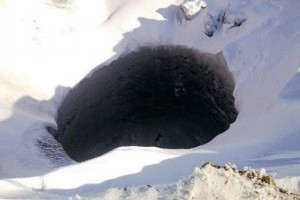 生活技.net: 西伯利亞亞馬爾半島 再出現兩個神秘地洞