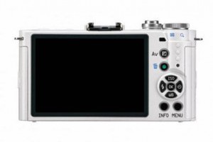 生活技.net: 賓得新款小型微單Q-S1曝光外形更加複古