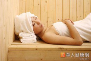 排毒偏方　天然絲瓜布輕拍皮膚解毒 | 20140719 | 華人健康網