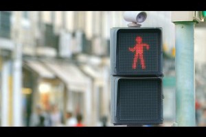 【超酷炫】這個紅燈會跳舞！