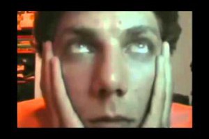 我的眼睛會轉彎 你學得來嗎？