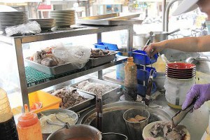 【三峽傳統中式早午餐】陳記米苔目|銅板美食~非凡大探索在地人推薦老字號小吃晚來吃不到 - 熊本一家の生活紀實