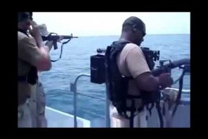 我知道子彈很燙，但千萬不准笑 !