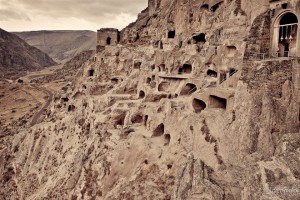 認識中東國家喬治亞 窺見洞穴城市 Vardzia-地區-欣旅遊